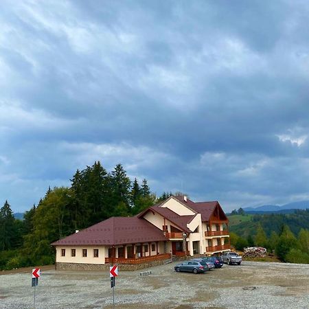 Pensiunea Bradul Dealu Stefanitei Exterior foto